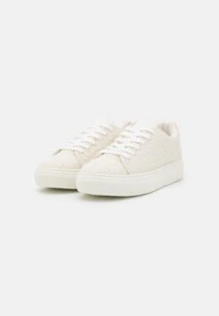 Sneakers Laag - Off-White -Mode Goedkoop eb7b164418c8464a827b0708f40bc634