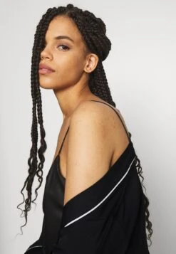 Anna Field Amanda Satin Dressing Gown - Badjas - Black -Mode Goedkoop eed1478cfddd45b9a2232895a3abc79a